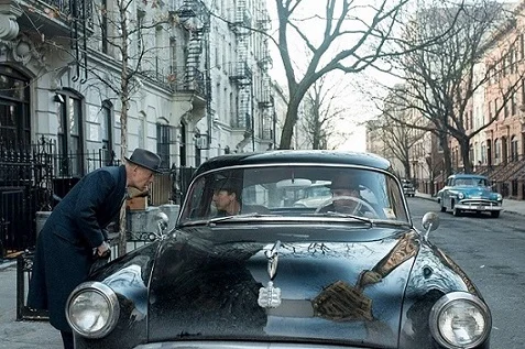 Crítica do filme Brooklyn Sem Pai Nem Mãe