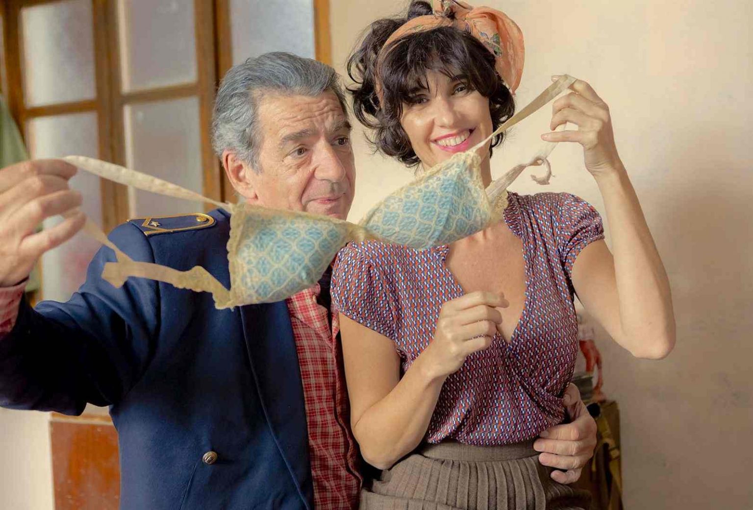 De QUem é o Sutiã? De Veit Helmer. Leia a crítica por Alvaro Tallarico.