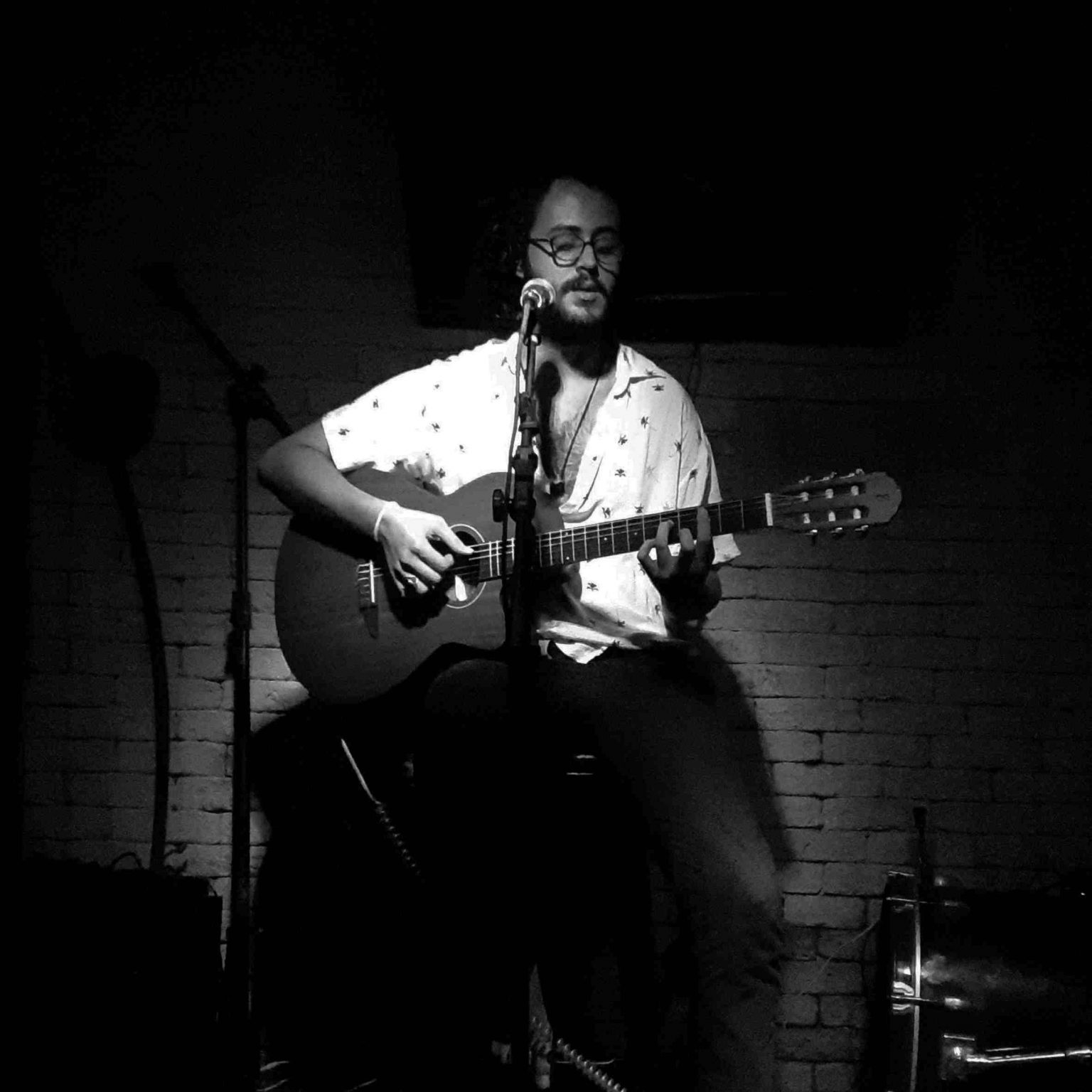 Quarta Autoral no Mundeco Bar. Leia no Vivente Andante.