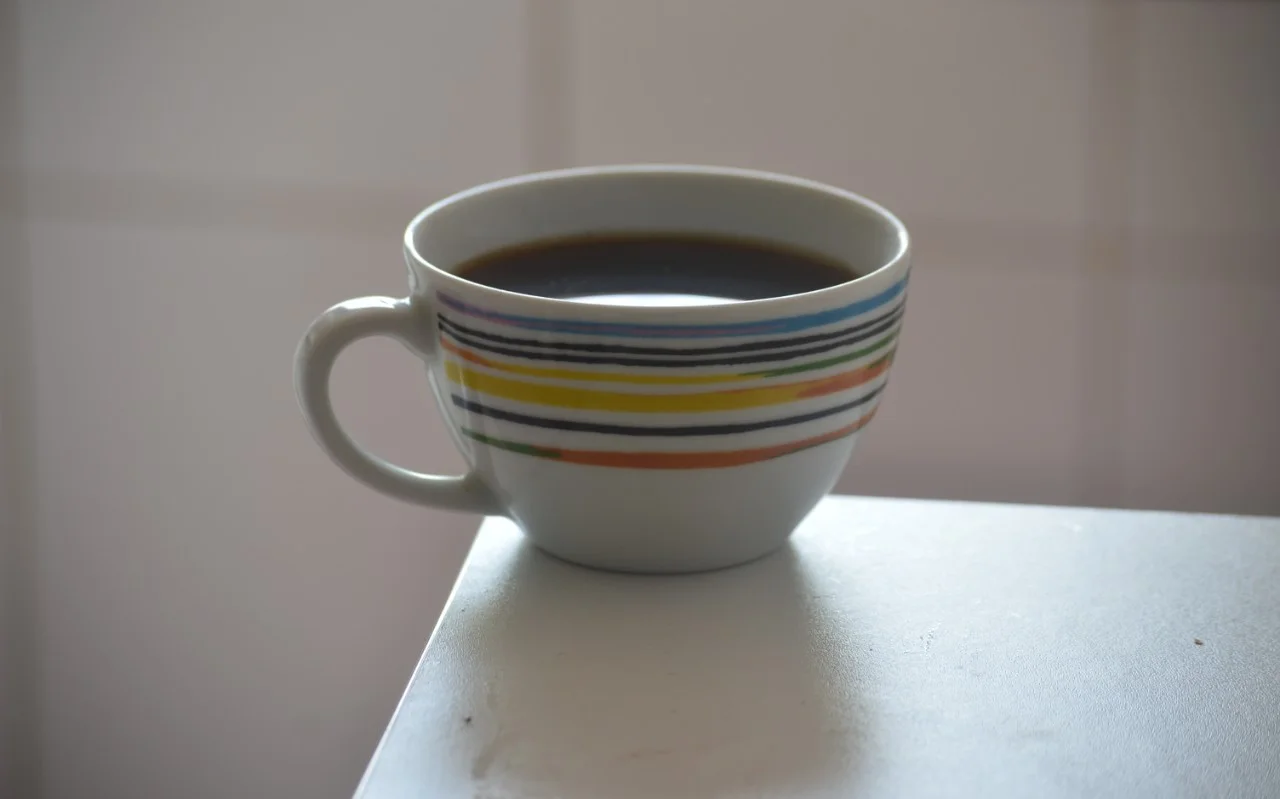 Caffè Sospeso. Um documentário que desperta, uma crônica que faz pensar. café