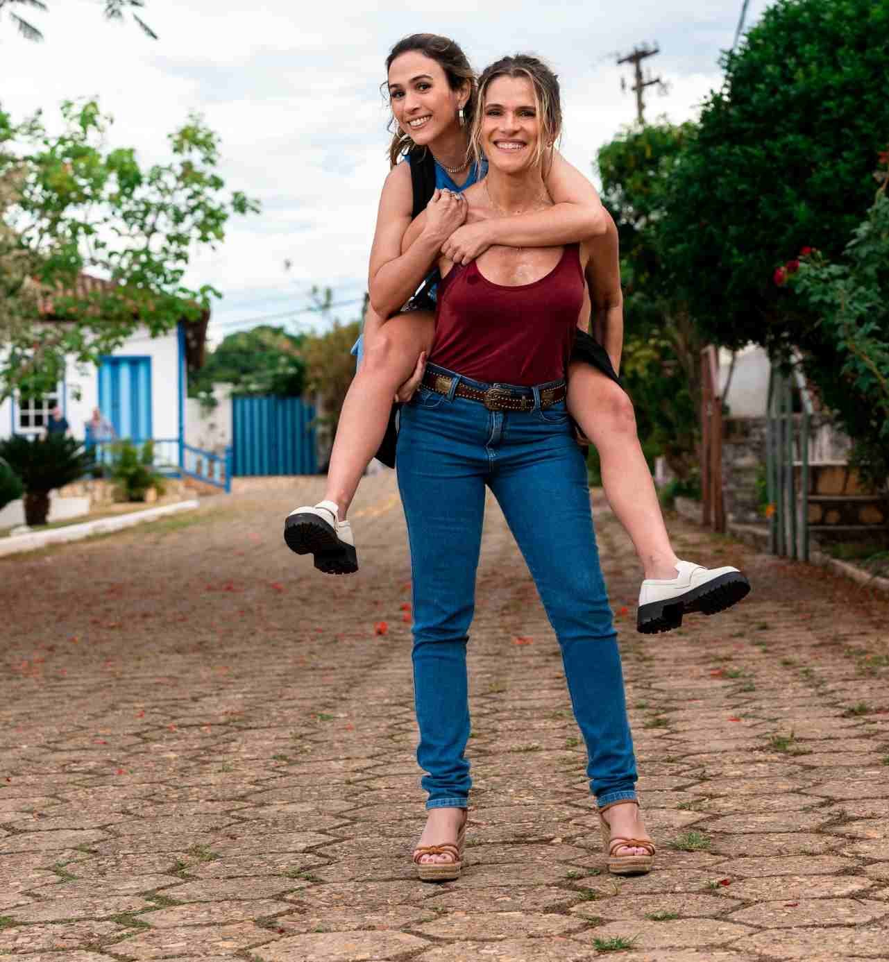 Comendo minha irma legendado