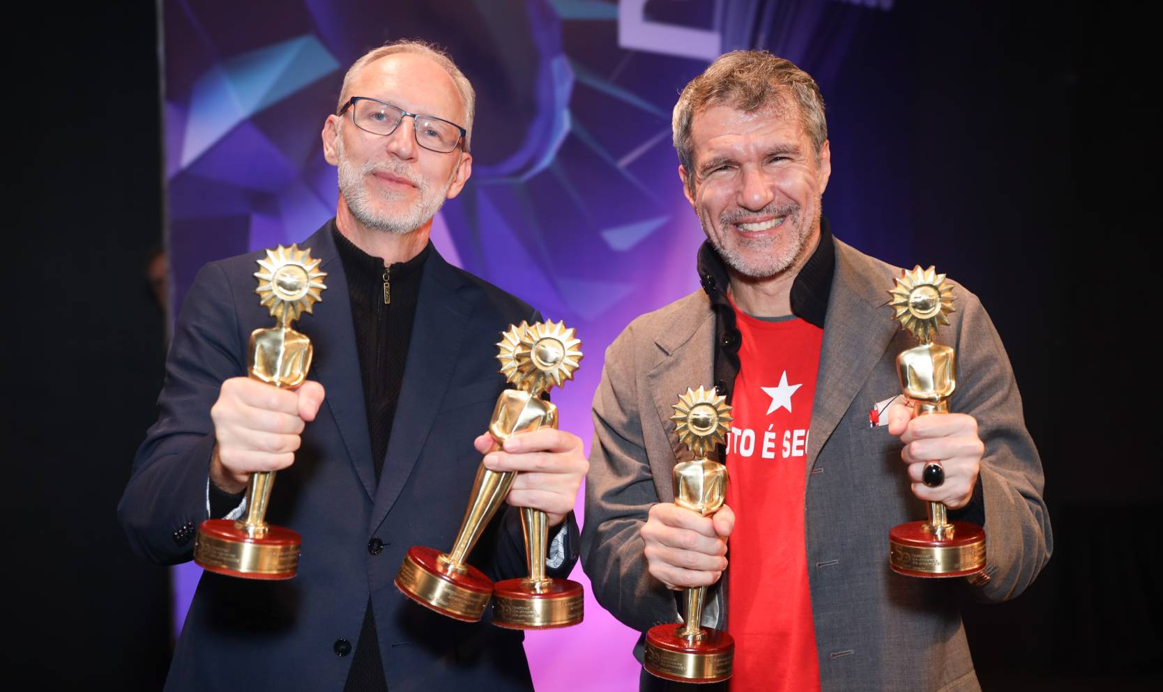 Diretor Marcos Jorge e o ator Nicola Siri, que dá vida ao mafioso italiano Dom Caroglio em "Estômago 2". Créditos: Lucas Ramos Estômago 2