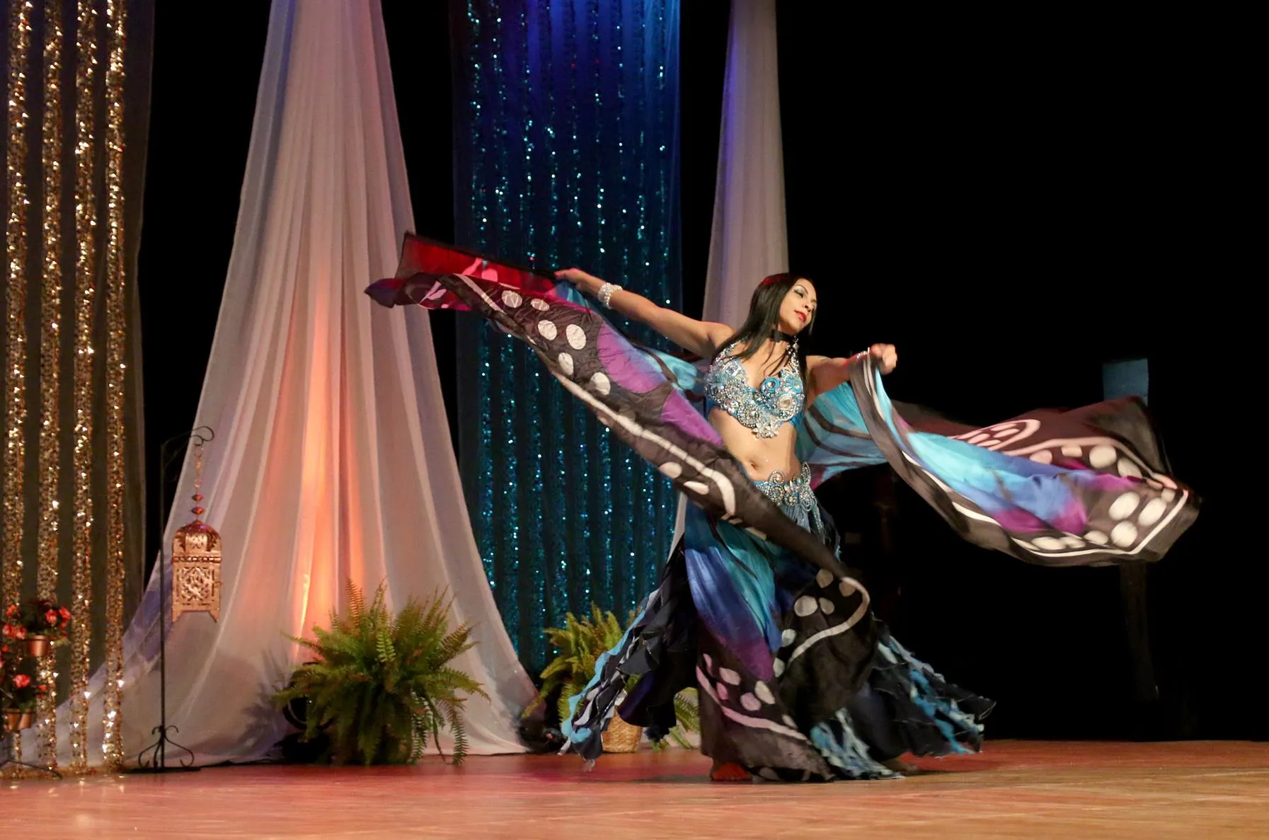 Serviço: 8º Encontro Friburguense de Danças Orientais