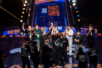 A Team Spirit venceu a FaZe Clan por 2 a 1 na grande final do Perfect World Shanghai Major 2024, em uma série emocionante e repleta de histórias marcantes.