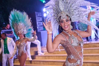Esquenta Rio Praia Camarote: samba e animação na Barra da Tijuca
