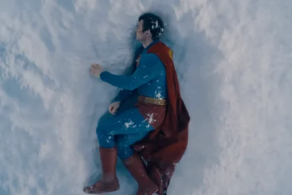 novo filme supeman legado legacy sangrando