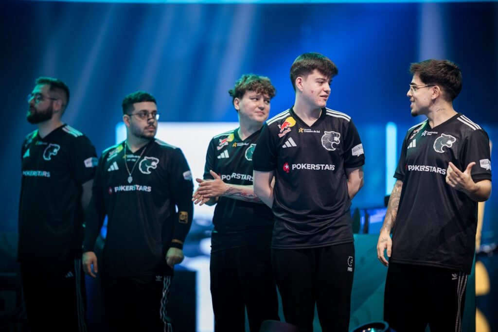 Furia no palco - Foto: PGL