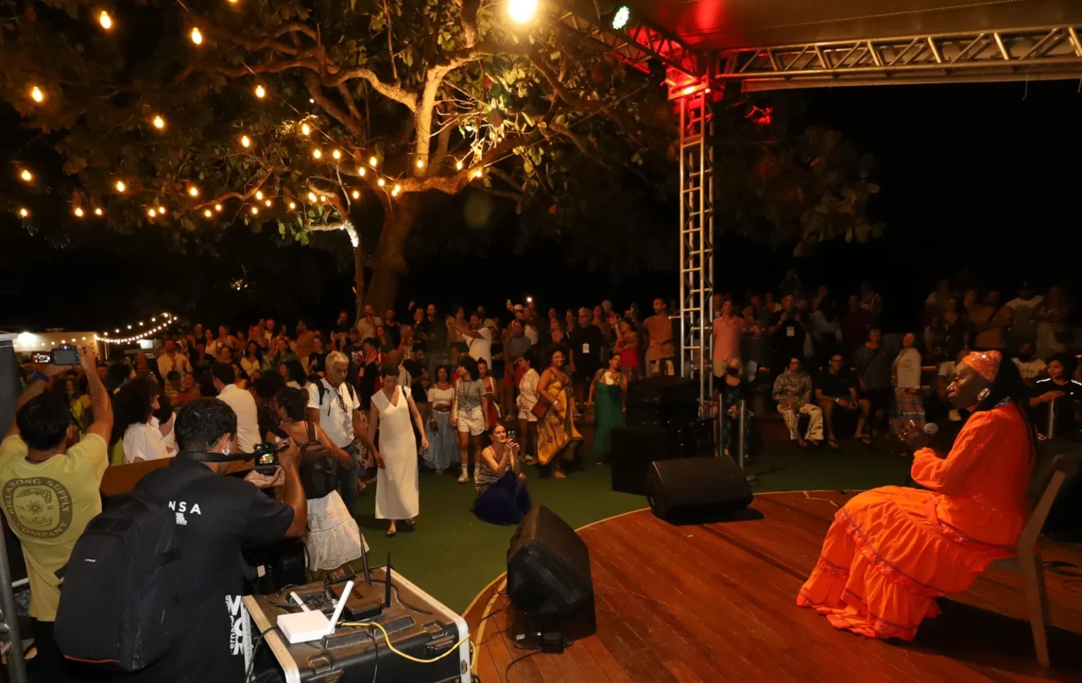 Show de Lia de Itamaracá abriu Noronha2B - crédito - Isidoro B. Guggiana