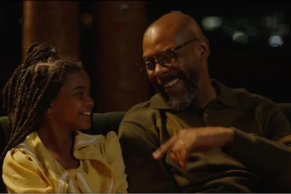 Ludy Larger e André Ramiro no filme Devolva-me - Reprodução do filme