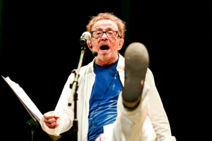 Tom Zé em foto de Michelle Castilho