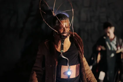 espectaculo Tropicos Mecanicos foto bruno simaÌ