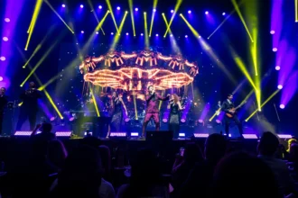 Maurício Manieri apresenta show especial de fim de ano no Qualistage, no Rio de Janeiro