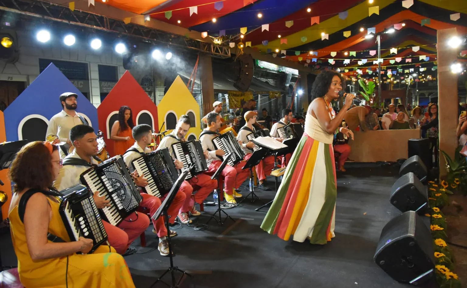 eventos gratuitos no rio de janeiro crab movirio loucura suburbana