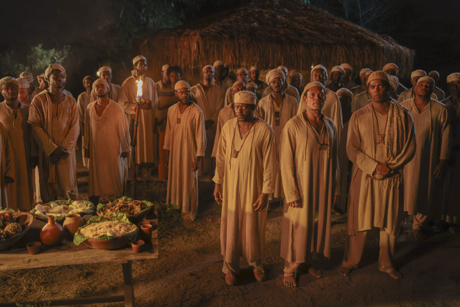 Heraldo de Deus, Dude Conceicao, Bukassa Kabele, Jhonas Araujo, Thiago Justino, Rodrigo de Ode, Rocco Pitanga e Rafael Martins em cena de Malês- Divulgação Palavra Assessoria