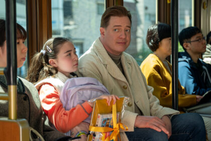 Shannon Gorman e Brendan Fraser em Família de Aluguel. Foto por James Lisle/Searchlight Pictures. © 2025 Searchlight Pictures. All Rights Reserved.