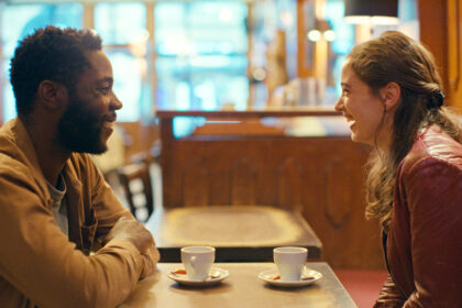 Manon Clavel e Makita Samba em cena de "A Vida Secreta de Kika"- Divulgação Festival do Rio