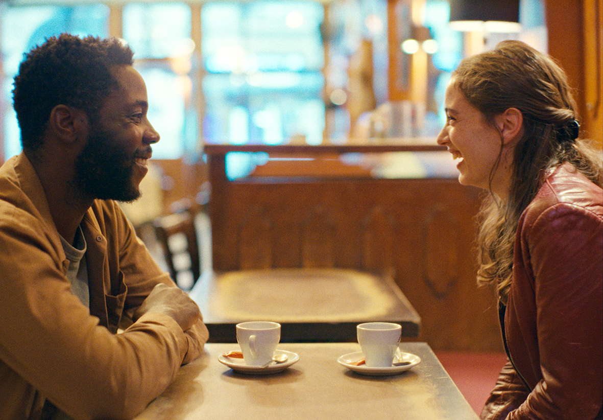 Manon Clavel e Makita Samba em cena de "A Vida Secreta de Kika"- Divulgação Festival do Rio