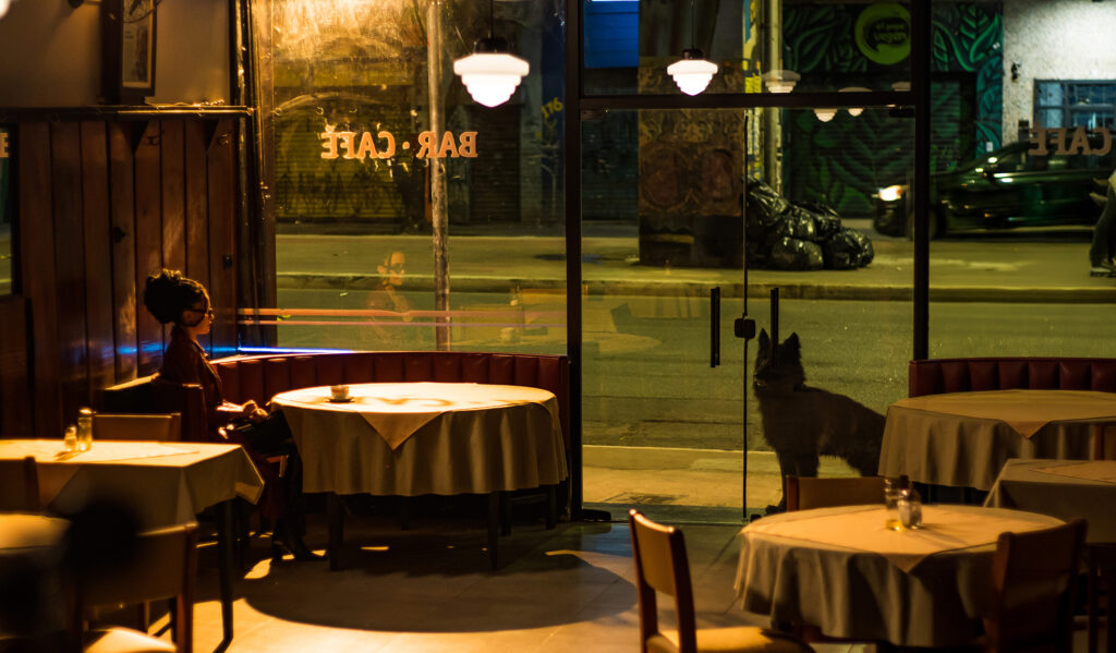 Thais Lago em cena de "Love Kills"- Divulgação Festival do Rio