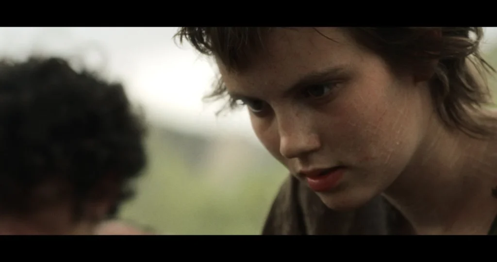 Isla Johnston em cena de "Sombras No Deserto"- Divulgação Imagem Filmes