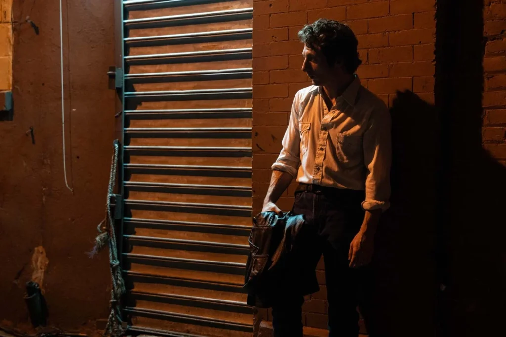 Jeremy Allen White em cena de "Springsteen: Salve-Me do Desconhecido"- Divulgação Copyright 2025 20th Century Studios. All Rights Reserved.