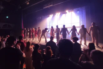 crítica o rei do rock o musical