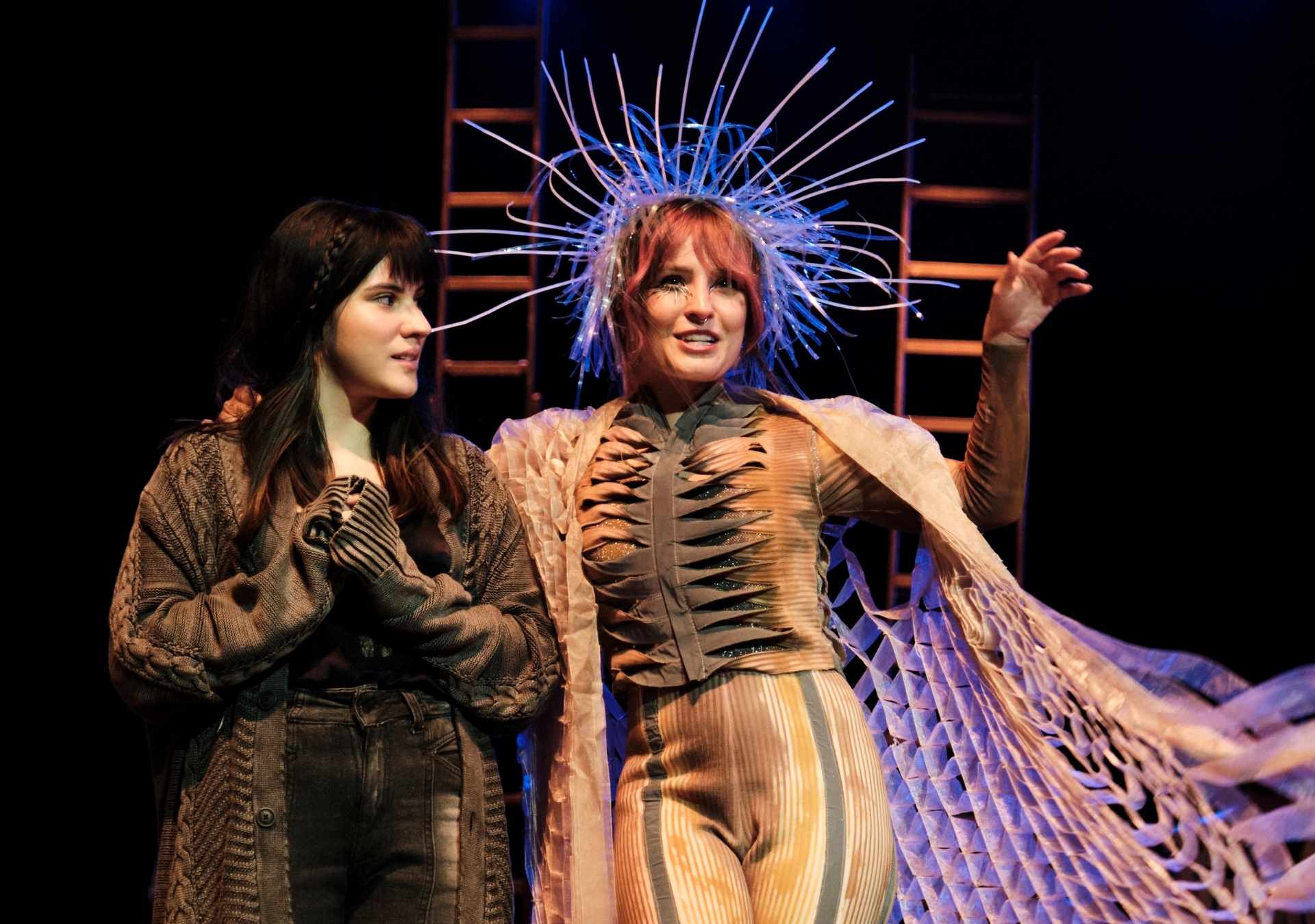 Larissa Manoela e Giovanna Rispoli em "Traição Entre Amigas"- Divulgação Imagem Filmes