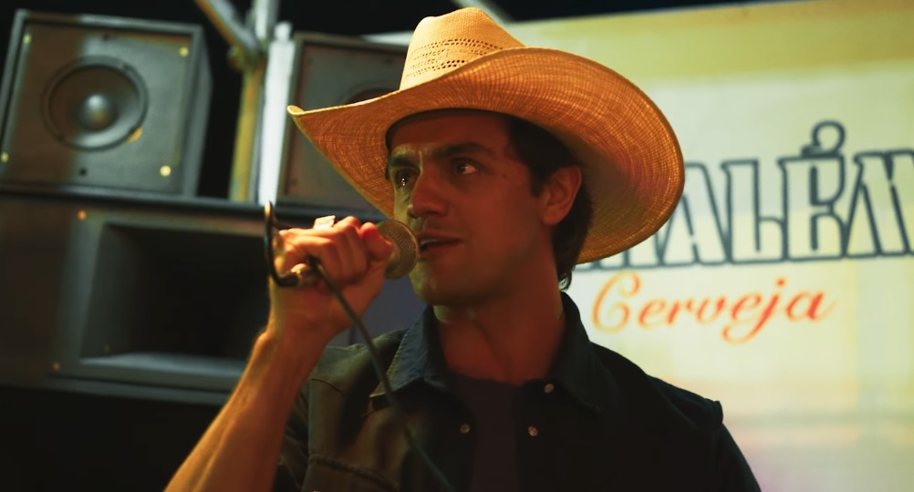 Felipe Simas em "Asa Branca- A Voz da Arena"- Divulgação Paris Filmes