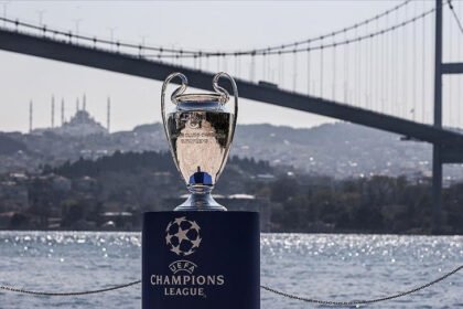 TNT Sports realiza cobertura in loco dos confrontos de Barcelona e Real Madrid pela sexta rodada da UEFA Champions League 2025/26