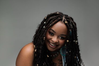 Sugestão - Tássia Reis apresenta ”Topo da Minha Cabeça” no Teatro Riachuelo Rio encerrando a série Brasileirando