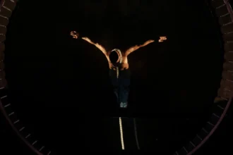 “Enquanto Você Voava, Eu Criava Raízes” faz despedida histórica no Rio