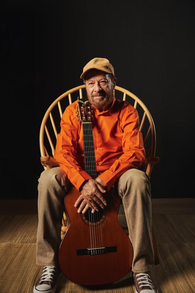 JOÃO BOSCO TRIO COM RICARDO SILVEIRA E GUTO WIRTTI