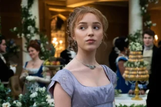 Phoebe Dynevor em BRIDGERTON (Netflix)