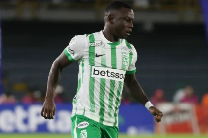 quem é marino hinestroza - atacante do vasco