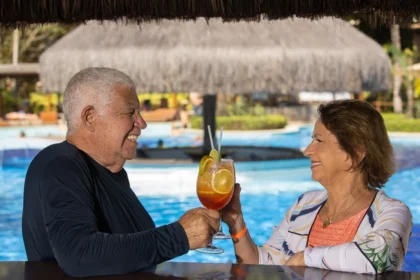 Por que viajar para resorts no Carnaval virou tendência entre viajantes maduros