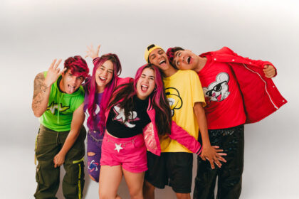 bloco dos rosa farmasi arena