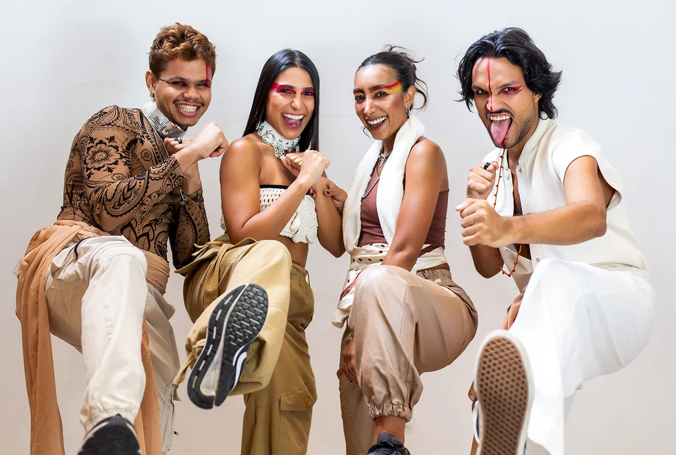 Com A Cura da Terra – Pequenas Revoluções, o CIA reafirma o teatro como espaço de memória, celebração e transformação política.