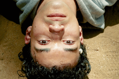 Cena de "IS44K"- Filme presente na mostra de Encerramento É Nóis Na Fita 2025