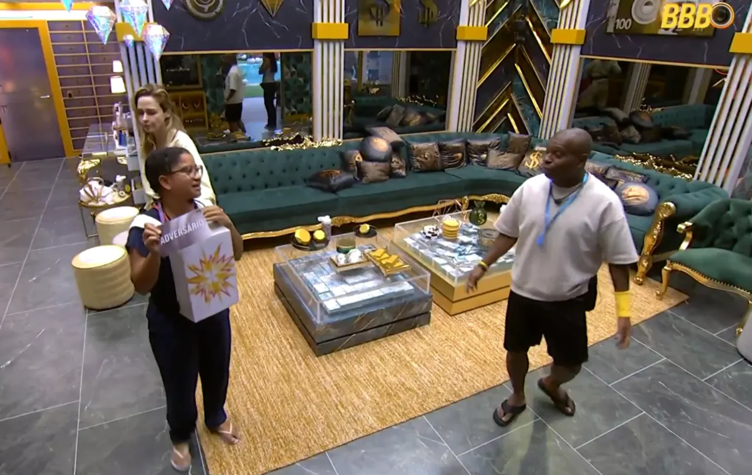 Expulsão de Edilson após agressão a Leandro escancara choque de estratégias no BBB26