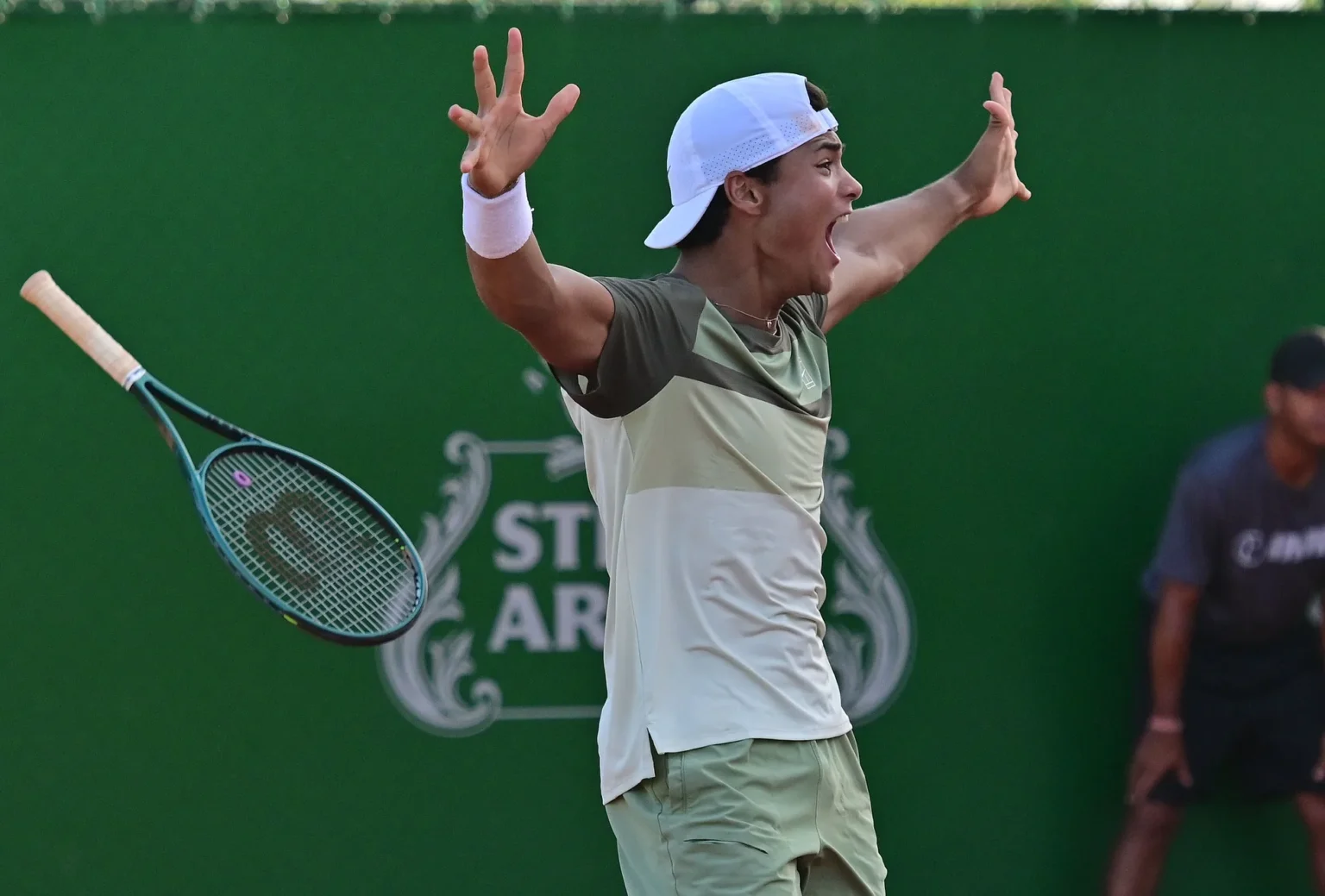 Guto Miguel recebe convite para qualifying do Rio Open