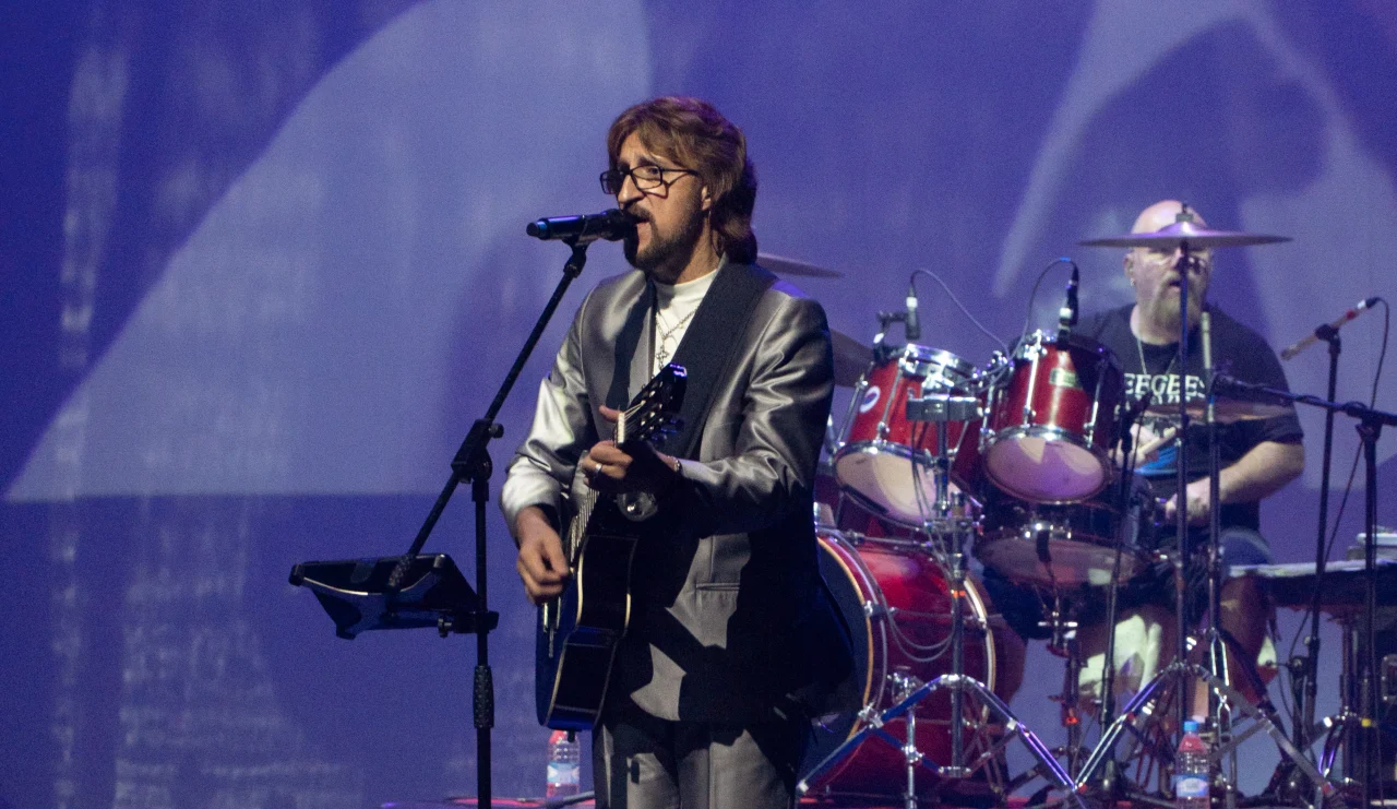 Bee Gees Alive se apresenta no Teatro Riachuelo Rio em 25 de fevereiro de 2026 com tributo fiel aos clássicos do Bee Gees, como Stayin’ Alive e How Deep Is Your Love. Ingressos à venda.