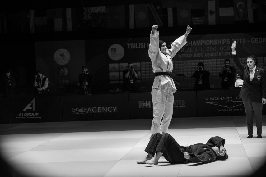 Arienne Mandi em cena de "Tatame"- Divulgação TZM