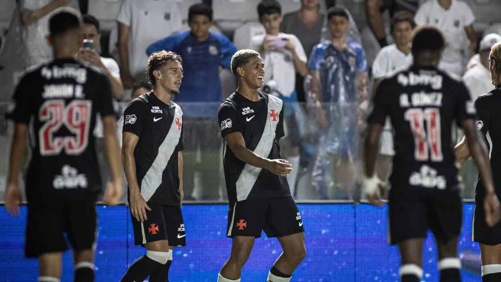 Vasco da Gama pela 4ª do Campeonato Brasileiro realizado no Estádio da Vila Belmiro em 26 de Fevereiro de 2026. Fotos: Matheus Lima/Vasco.