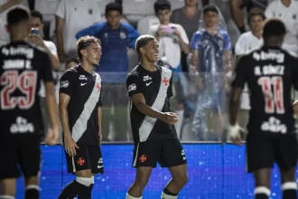 Vasco da Gama pela 4ª do Campeonato Brasileiro realizado no Estádio da Vila Belmiro em 26 de Fevereiro de 2026. Fotos: Matheus Lima/Vasco.