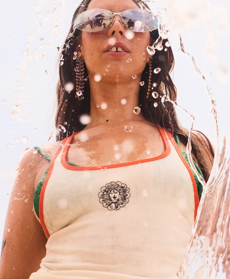 FARM Rio e Matte Leão lançam coleção que celebra o verão carioca