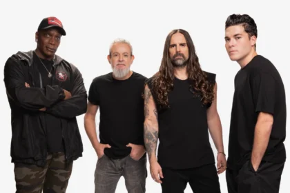 rock in rio Sepultura by Stephanie Veronezzi