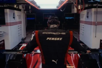 Felipe Nasr em cena de 2die4- Divulgação O2Play