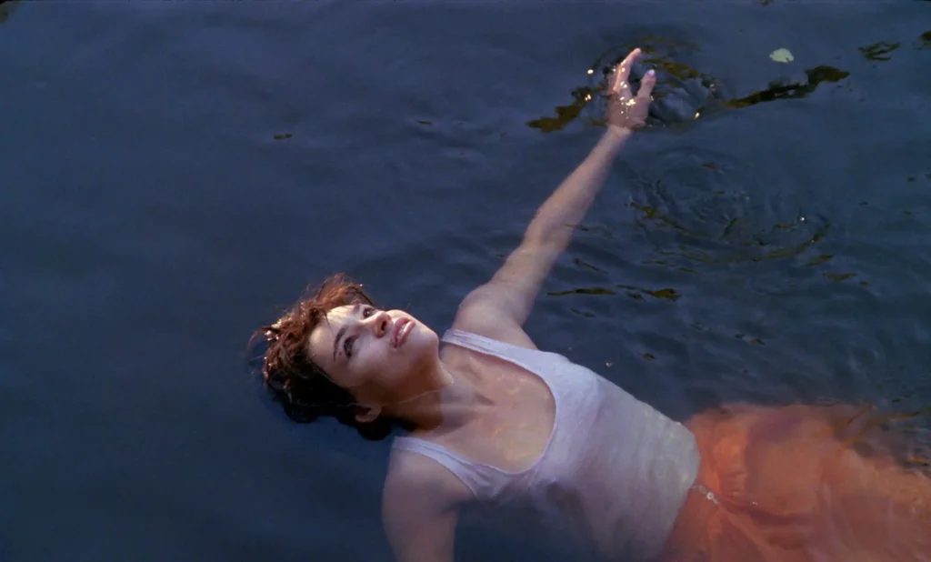 Béatrice Dalle em cena de "Betty Blue"- Divulgação Pandora Filmes