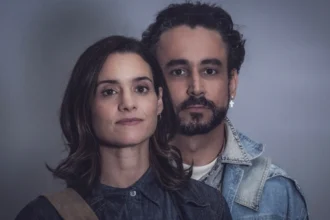 Assim na terra como no céu - Atores Elisa Pinheiro e Paulo Verlings - Foto de André Manteli