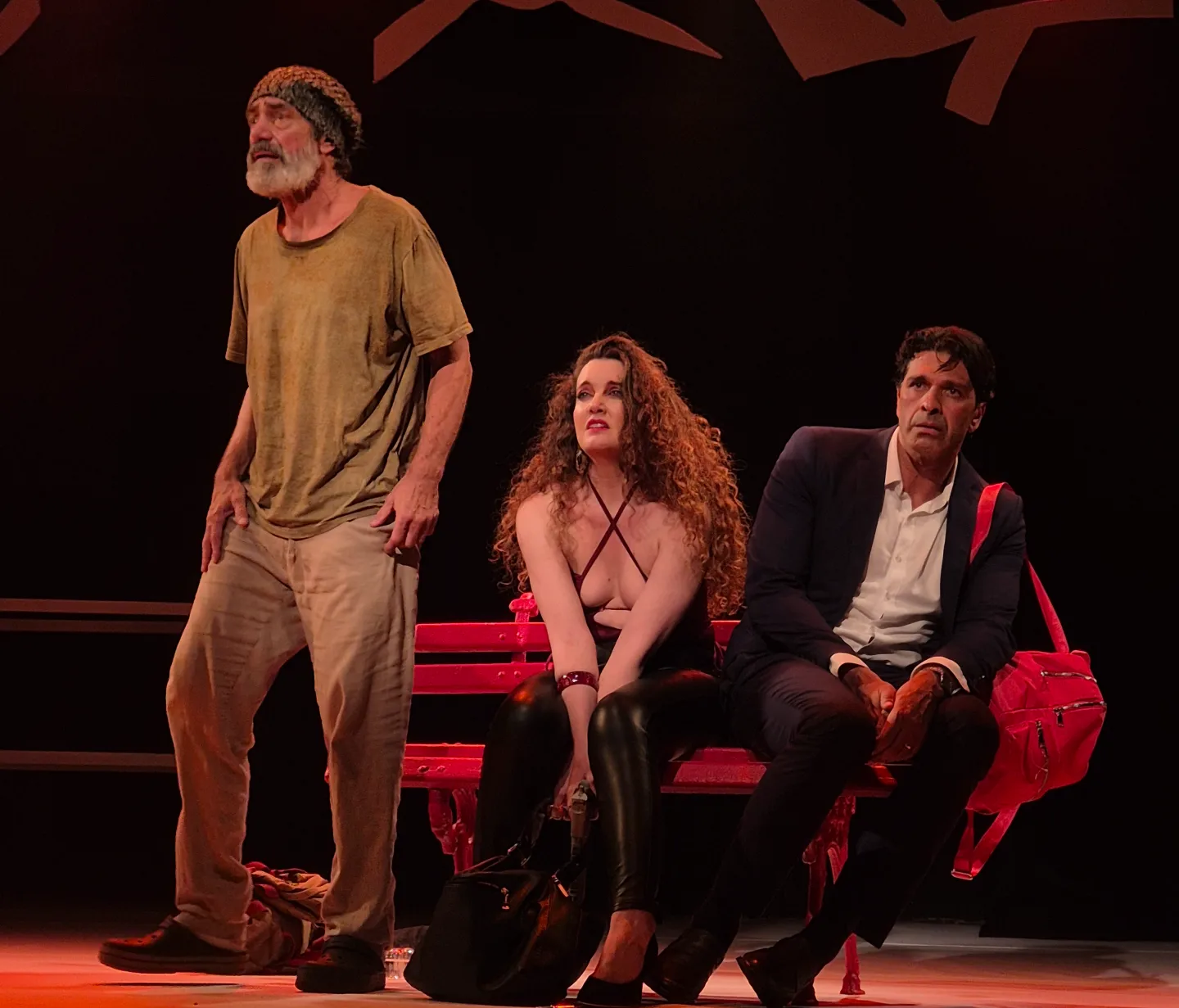 FIM DE TARDE - por Rodrigo Calonga