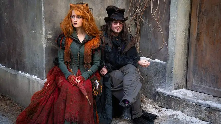 Wiktorija Issakowa e Alexander Andrejewitsch Petrow em cena de "Pinóquio"- Divulgação Paris Filmes